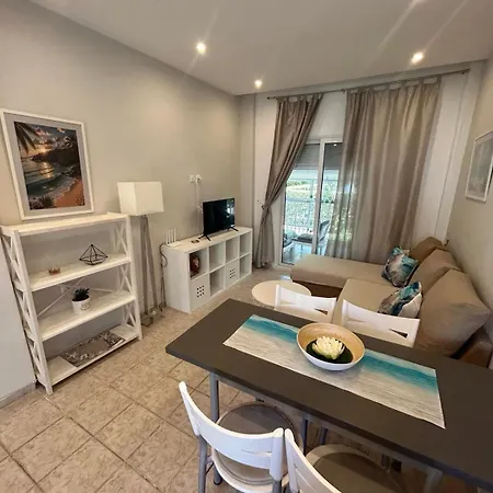 White Lotus Περαία