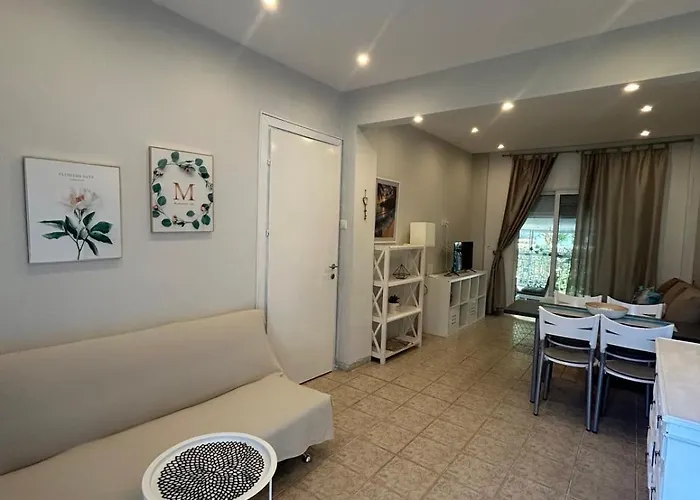 White Lotus 公寓 *